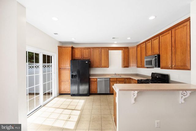 99 WARWICK RD, Princeton Junction, NJ 08550