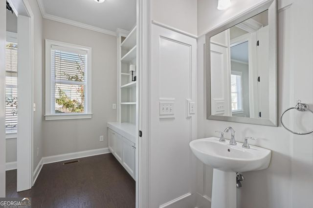 355 Banbury Crossing, Alpharetta, GA 30009