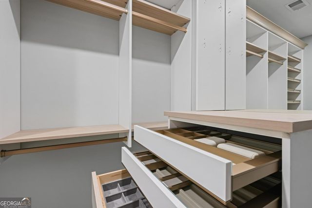 355 Banbury Crossing, Alpharetta, GA 30009