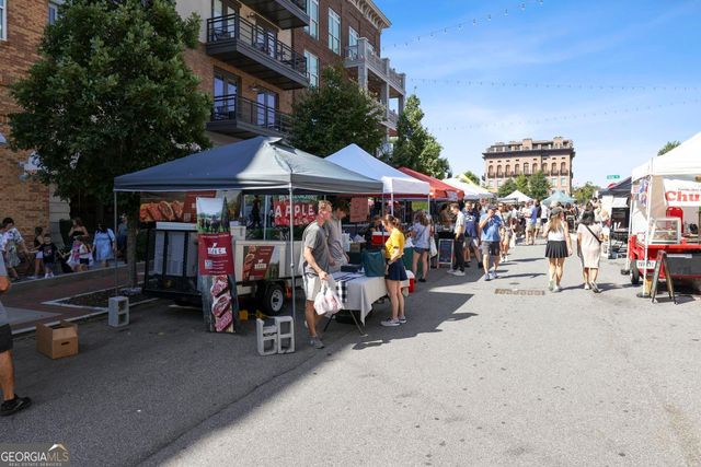 355 Banbury Crossing, Alpharetta, GA 30009