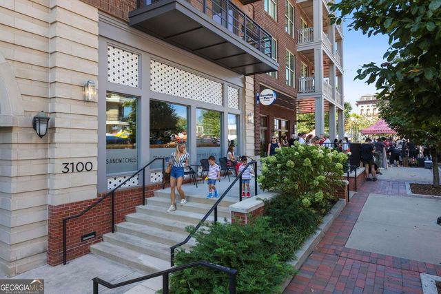 355 Banbury Crossing, Alpharetta, GA 30009