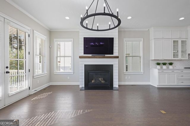 355 Banbury Crossing, Alpharetta, GA 30009