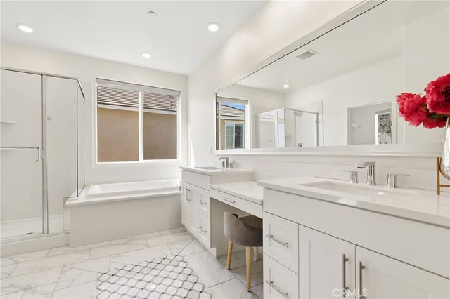 2805 Santa Fiora, Corona, CA 92882