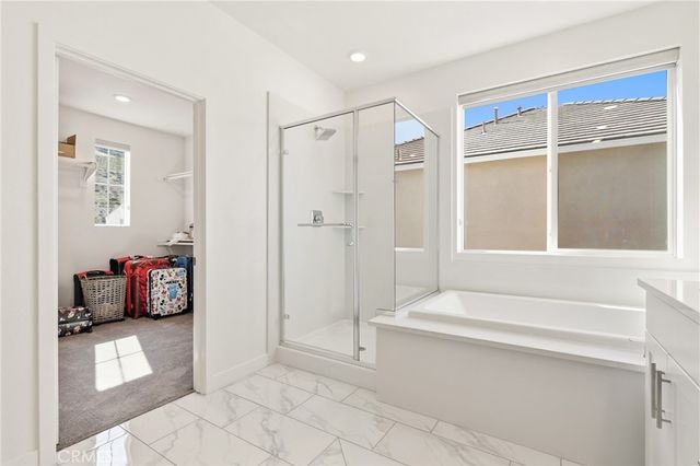 2805 Santa Fiora, Corona, CA 92882