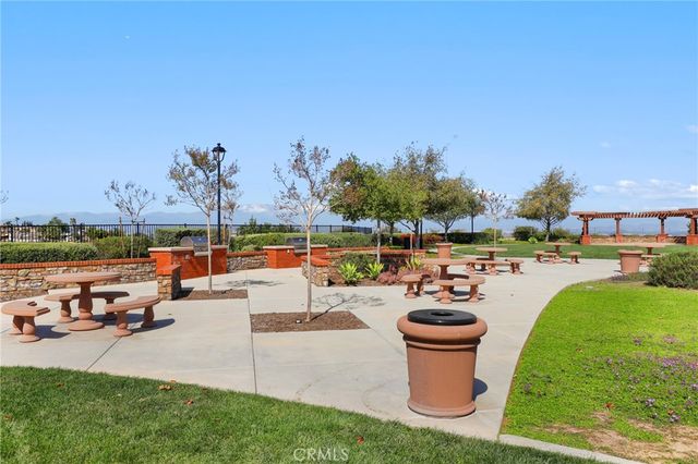 2805 Santa Fiora, Corona, CA 92882