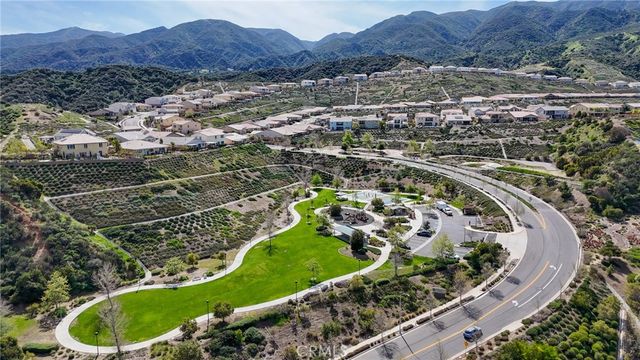 2805 Santa Fiora, Corona, CA 92882