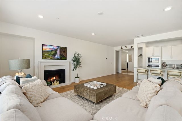 2805 Santa Fiora, Corona, CA 92882