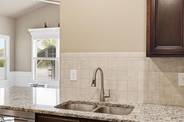 405 Shafer Court, Spartanburg, SC 29301