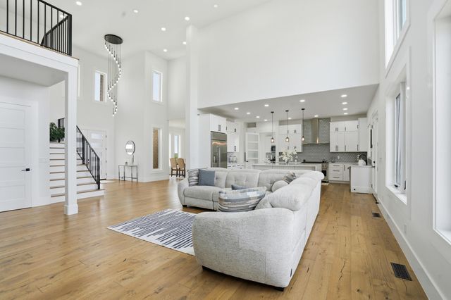 1539 S Millridge Court, Nixa, MO 65714