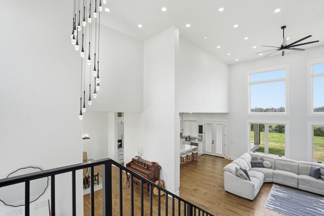 1539 S Millridge Court, Nixa, MO 65714