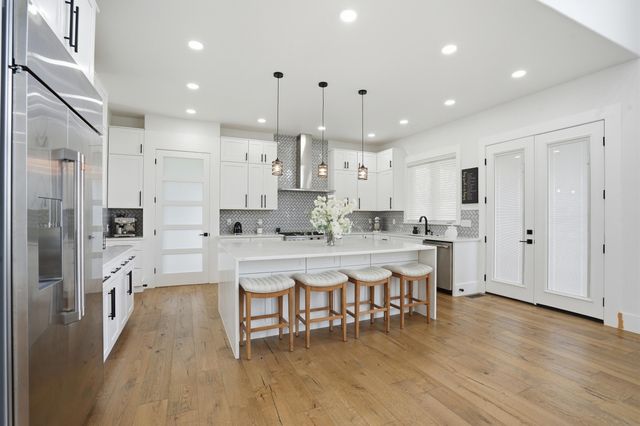 1539 S Millridge Court, Nixa, MO 65714