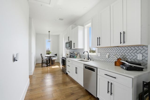 1539 S Millridge Court, Nixa, MO 65714