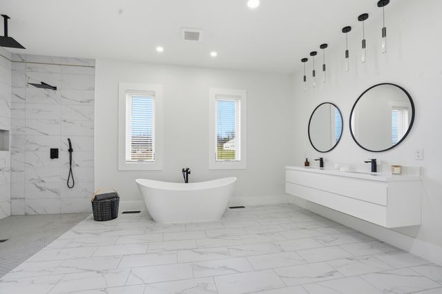 1539 S Millridge Court, Nixa, MO 65714