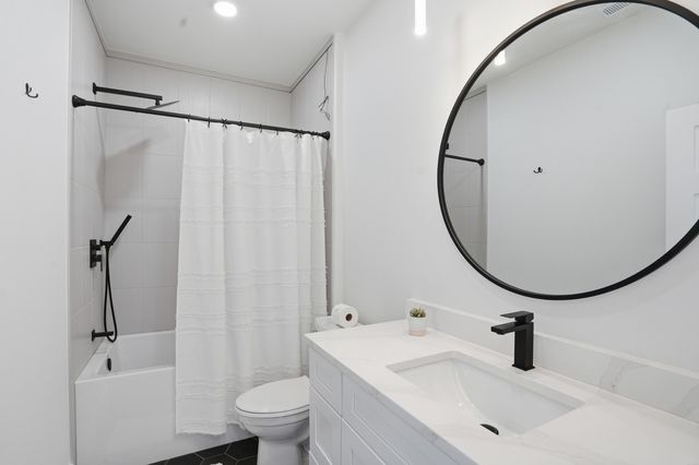 1539 S Millridge Court, Nixa, MO 65714