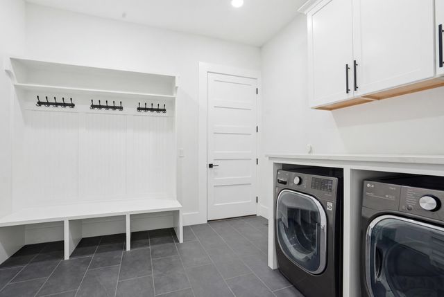 1539 S Millridge Court, Nixa, MO 65714