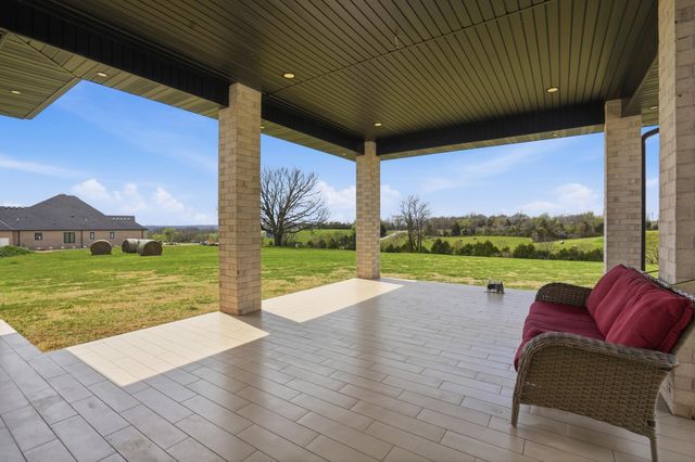 1539 S Millridge Court, Nixa, MO 65714