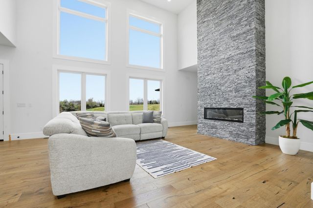 1539 S Millridge Court, Nixa, MO 65714