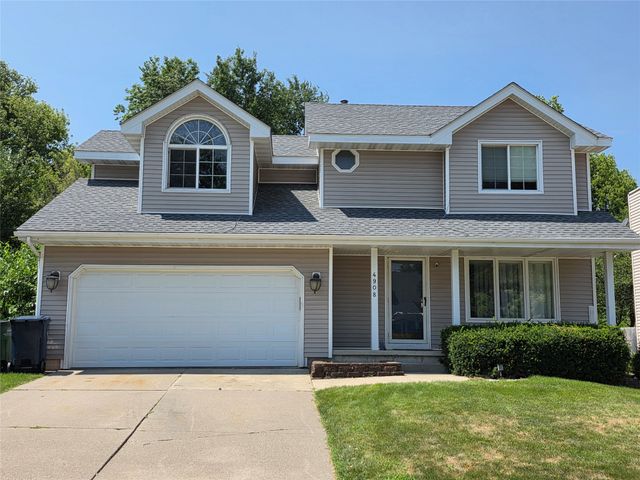 4908 69th Street, Urbandale, IA 50322