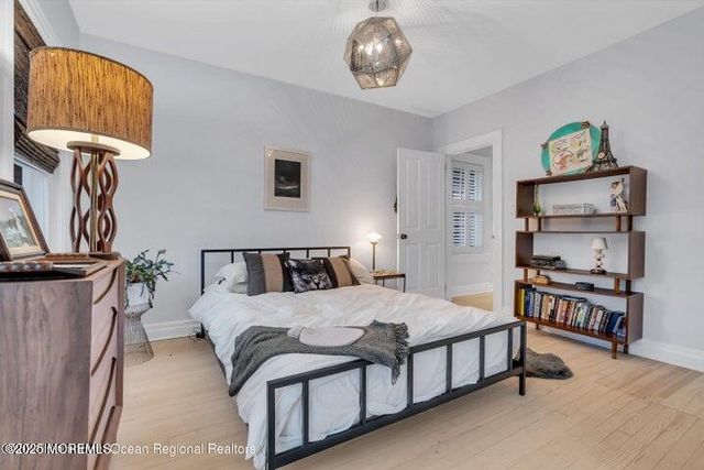 15 Buena Vista Court, Loch Arbour Village, NJ 07711