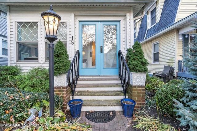 15 Buena Vista Court, Loch Arbour Village, NJ 07711