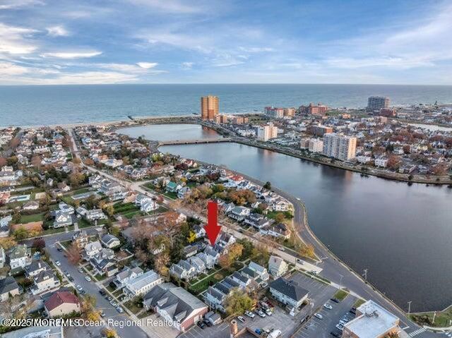 15 Buena Vista Court, Loch Arbour Village, NJ 07711