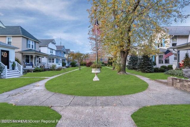 15 Buena Vista Court, Loch Arbour Village, NJ 07711