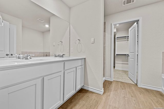 199 Squacco Heron, San Antonio, TX 78253