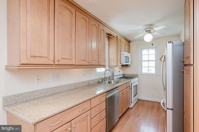2924 EDGEWOOD AVE, Baltimore, MD 21234