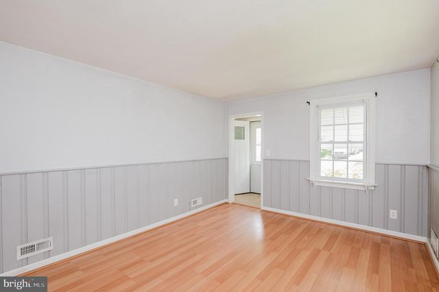 2924 EDGEWOOD AVE, Baltimore, MD 21234