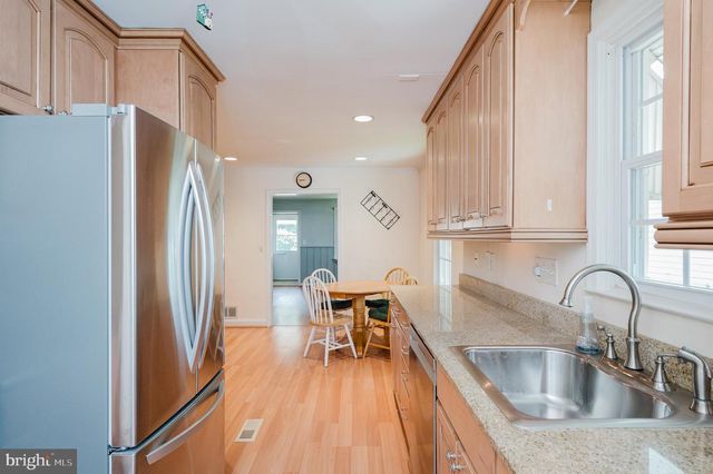 2924 EDGEWOOD AVE, Baltimore, MD 21234
