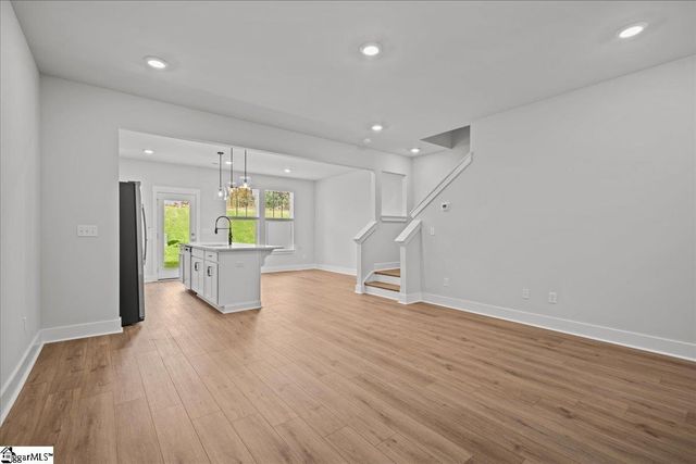 409 W Parima Court, Spartanburg, SC 29301