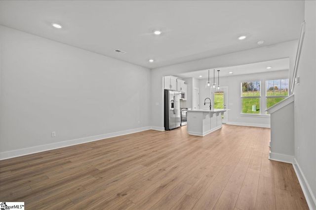 409 W Parima Court, Spartanburg, SC 29301