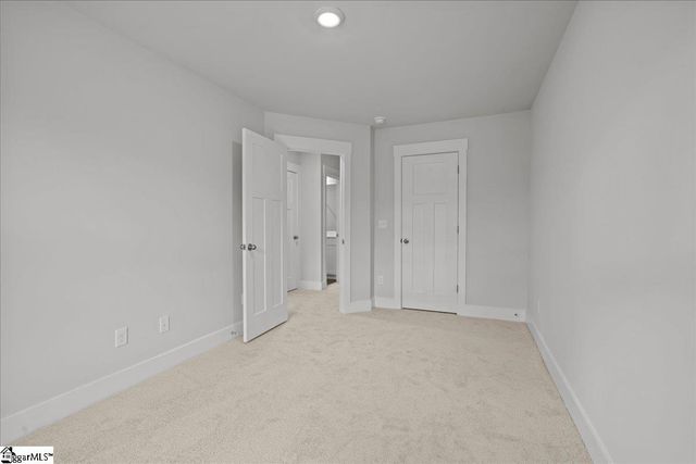 409 W Parima Court, Spartanburg, SC 29301