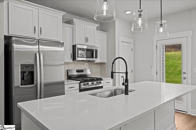 409 W Parima Court, Spartanburg, SC 29301