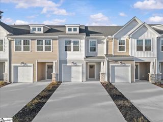 409 W Parima Court, Spartanburg, SC 29301