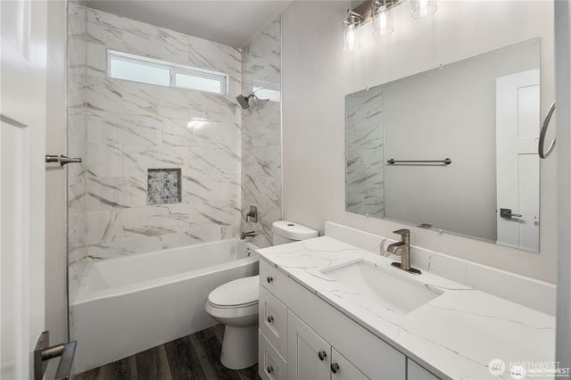 11020 Matthews Way, Anderson Island, WA 98303