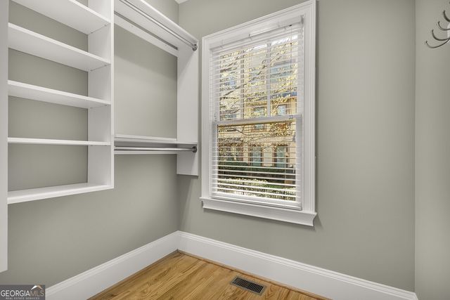 395 Laurent Street NW 5, Atlanta, GA 30318