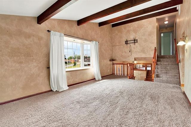 265 Monica Dr, Hempfield Twp, PA 15601