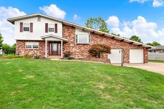 265 Monica Dr, Hempfield Twp, PA 15601