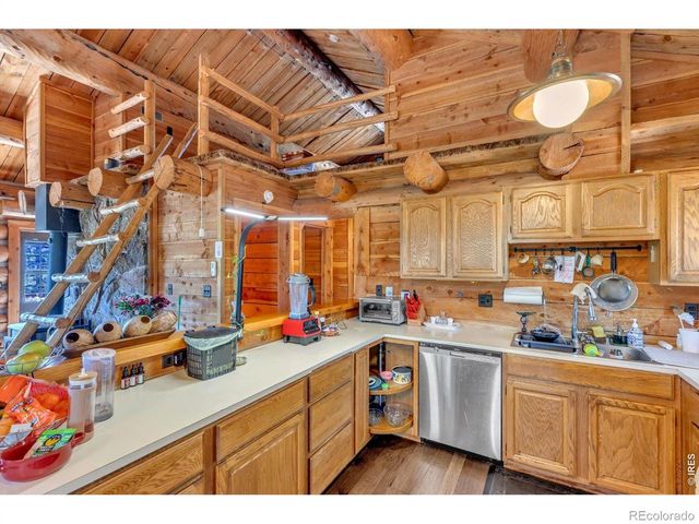 679 Cougar Drive, Boulder, CO 80302