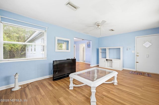 2417 PROVOST Road E, Jacksonville, FL 32216
