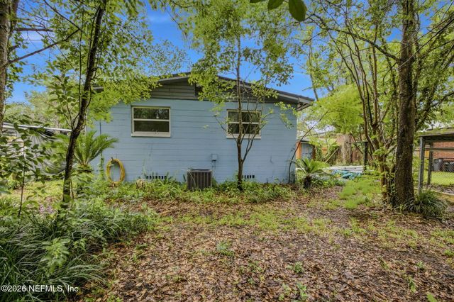 2417 PROVOST Road E, Jacksonville, FL 32216