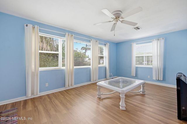 2417 PROVOST Road E, Jacksonville, FL 32216