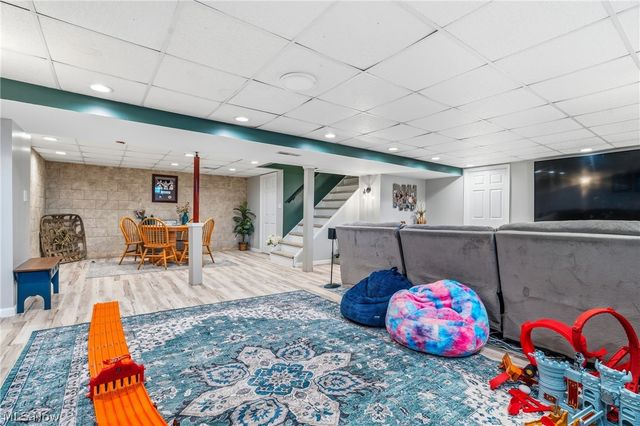 3379 Stratham Circle NW, Canton, OH 44708