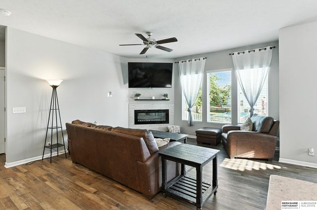 14812 Leeman Street, Bennington, NE 68007