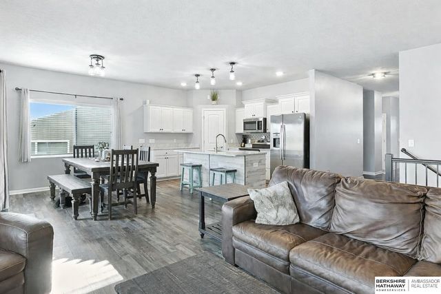 14812 Leeman Street, Bennington, NE 68007