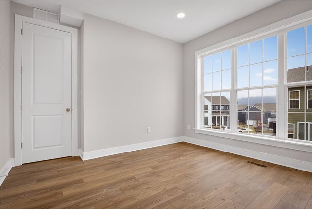 4022 Cottage Way, South Fayette, PA 15017