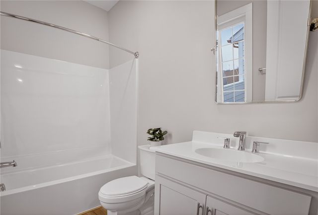 4022 Cottage Way, South Fayette, PA 15017