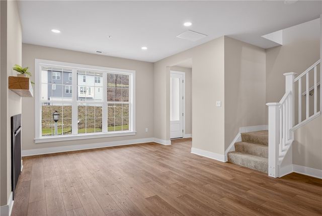 4022 Cottage Way, South Fayette, PA 15017