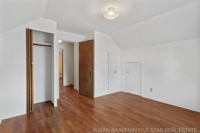 300 W 27th Street, Holland City, MI 49423